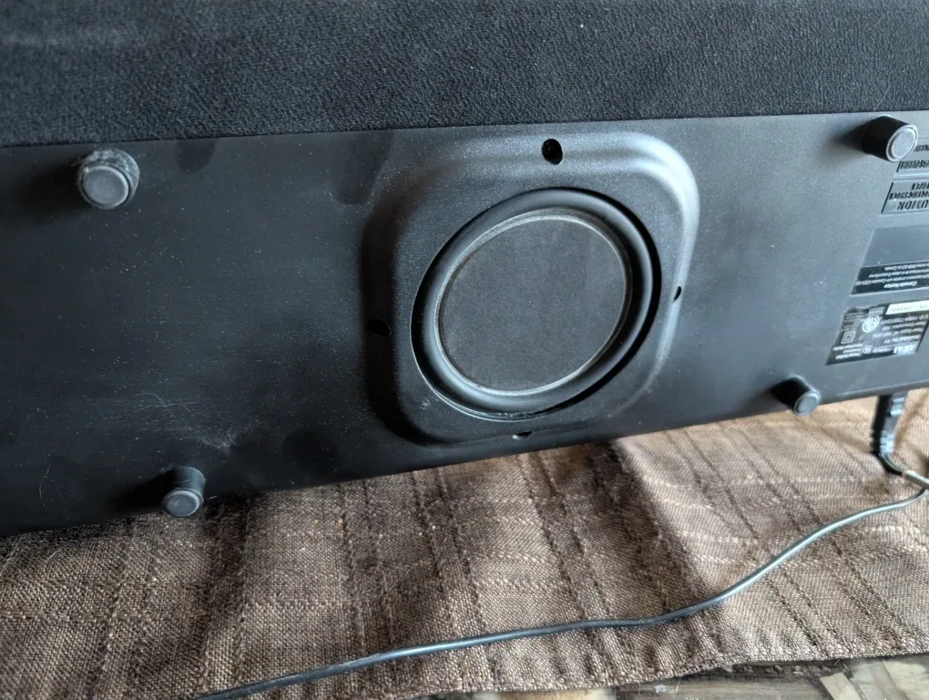Akai 2.1 Soundbase with Bluetooth image indicator(3)