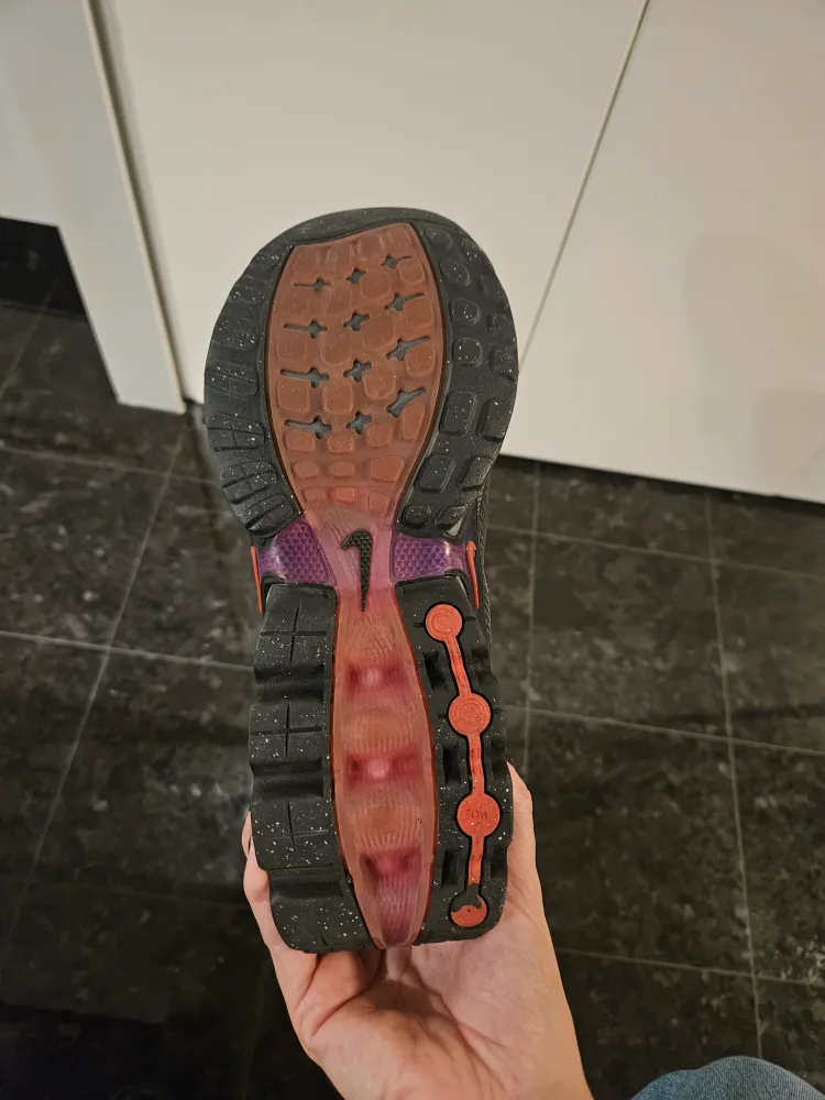 Nike Air Max Genome Black Sneakers image indicator(3)