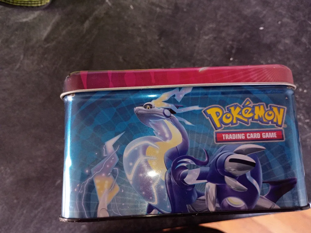 Pokémon Trading Card Game Tin image indicator(2)