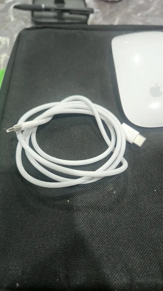 Apple Magic Mouse - White image indicator(4)