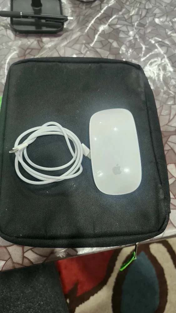 Apple Magic Mouse - White image indicator(6)