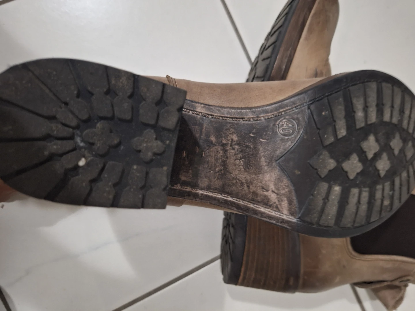 Steve Madden Brown Leather Ankle Boots - Size 10