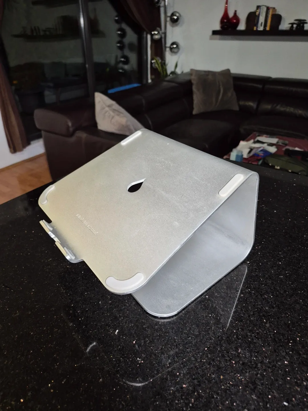 Rain Design mStand Laptop Stand image indicator(5)