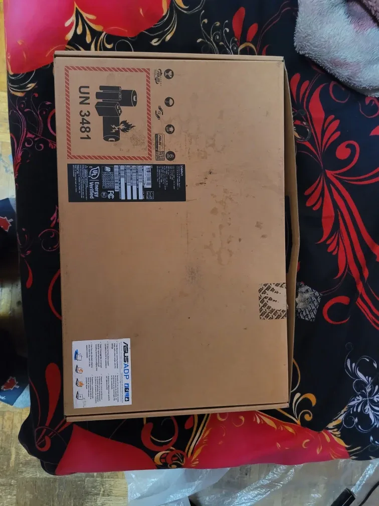 ASUS Vivobook S16 S5606M 16" OLED Display 120Hz image indicator(8)