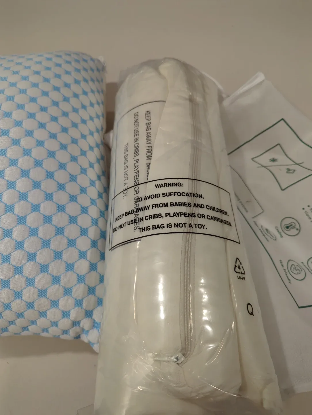 2 Shredded Memory Foam Pillow - 1 in Package image indicator(2)