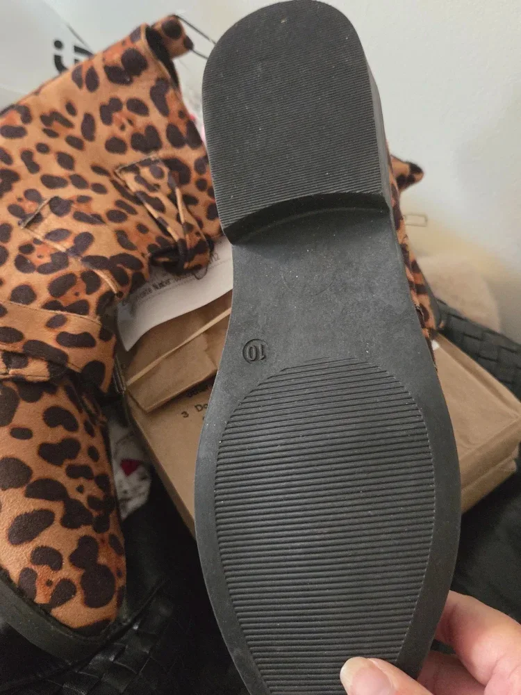 Leopard Print Boots - Size 10 image indicator(3)