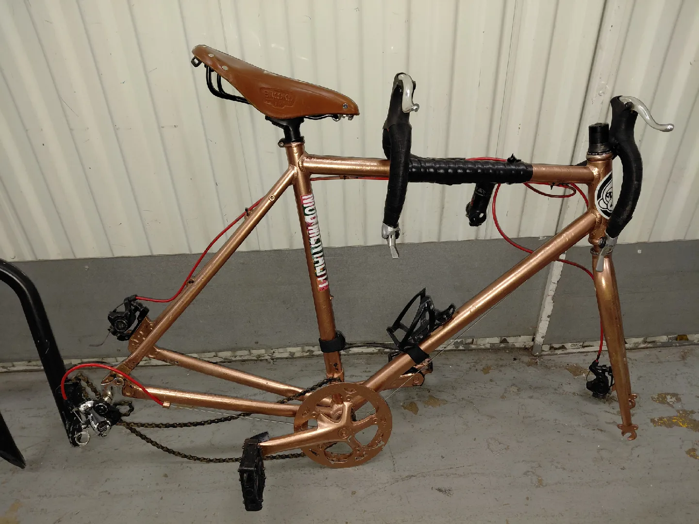 Custom Copper-Colored Bicycle Frame image indicator(2)