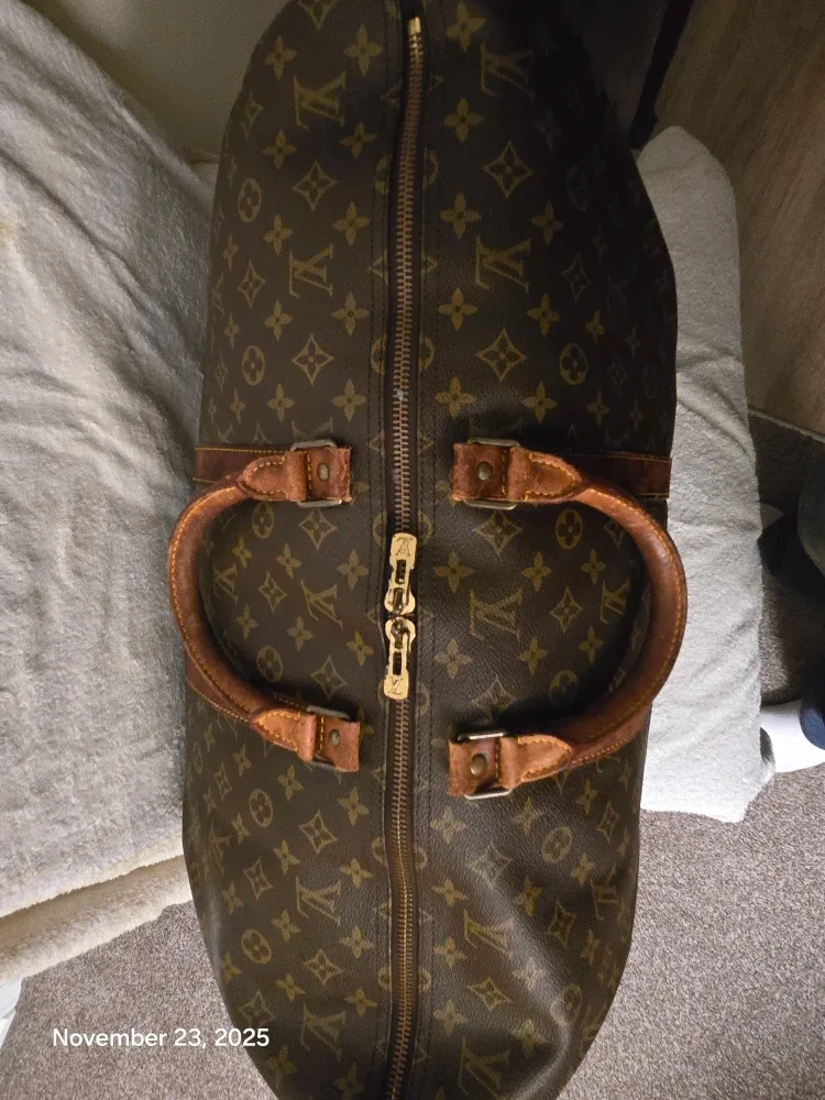 Vintage, Authentic Louis Vuitton 55 Keepall Travel Bag image indicator(4)