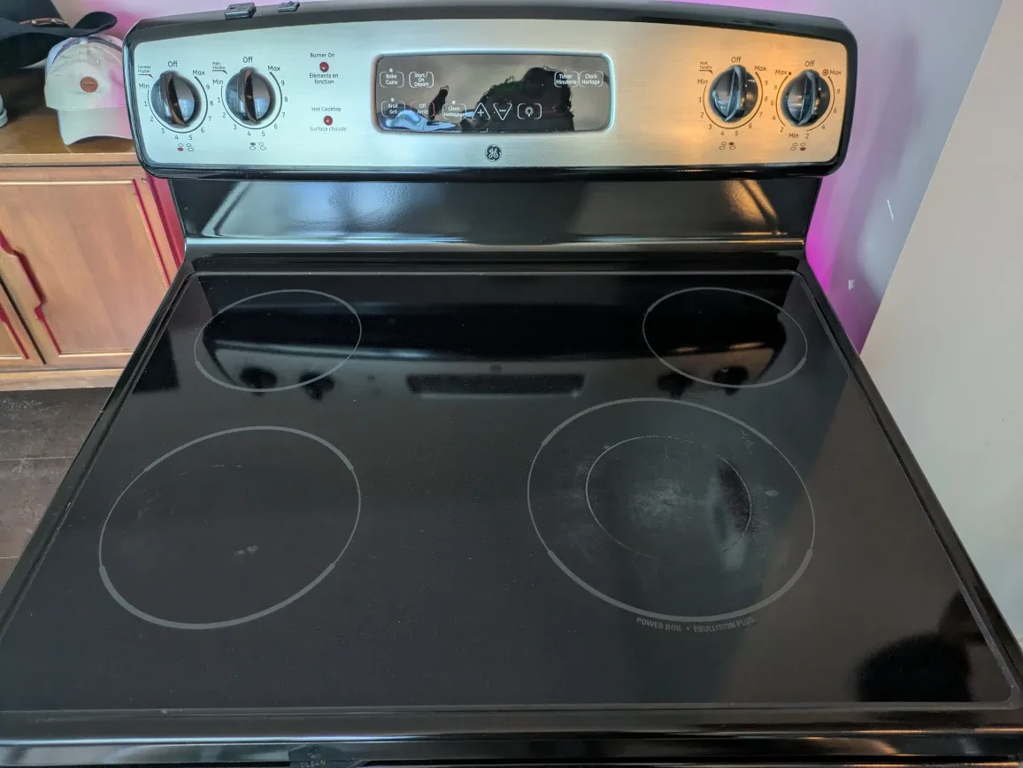 GE Electric Range - Stainless Steel (stove with oven) image indicator(5)