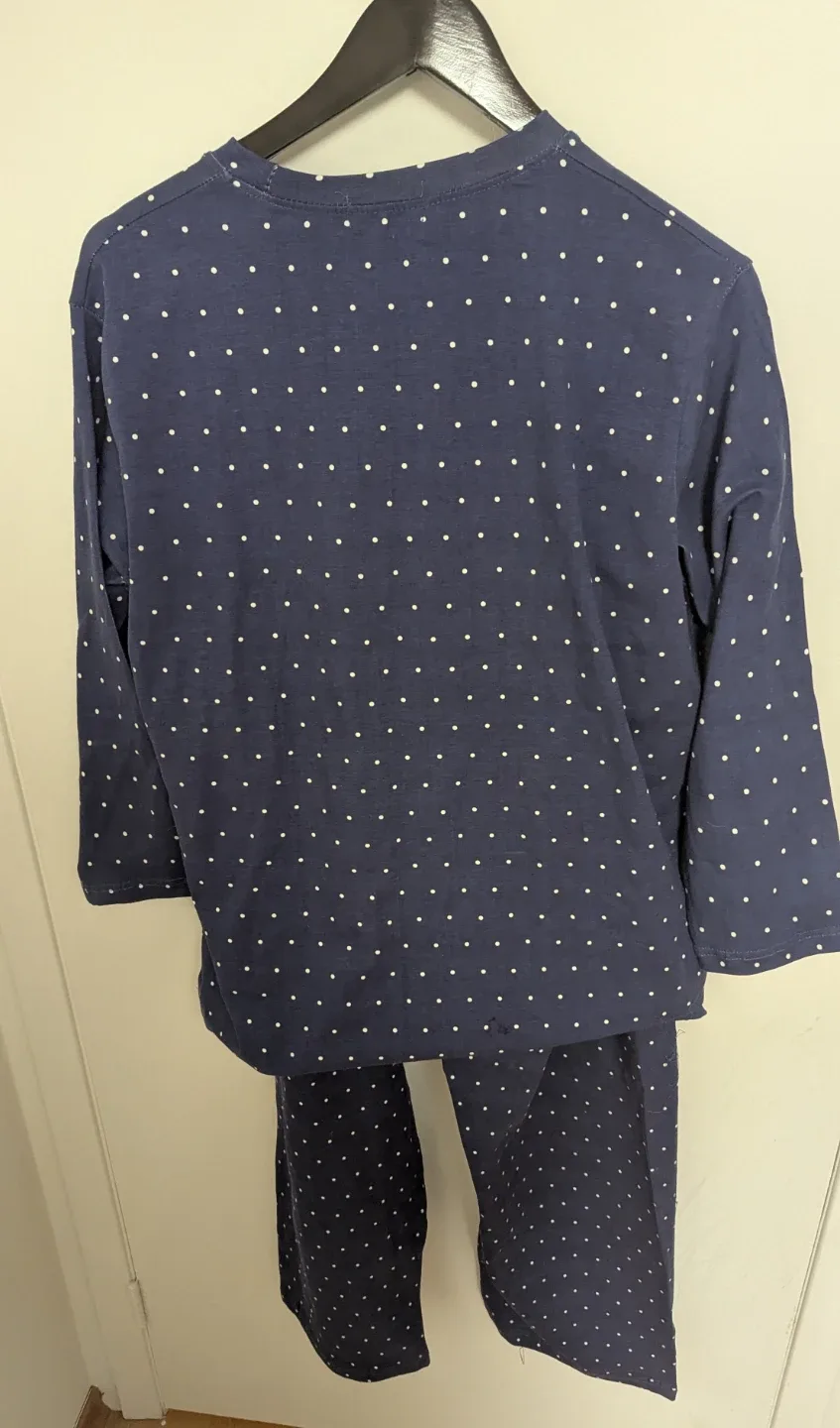 Brand New Akeez Winnie the Pooh Pajama Set - Women's X-Large image indicator(4)