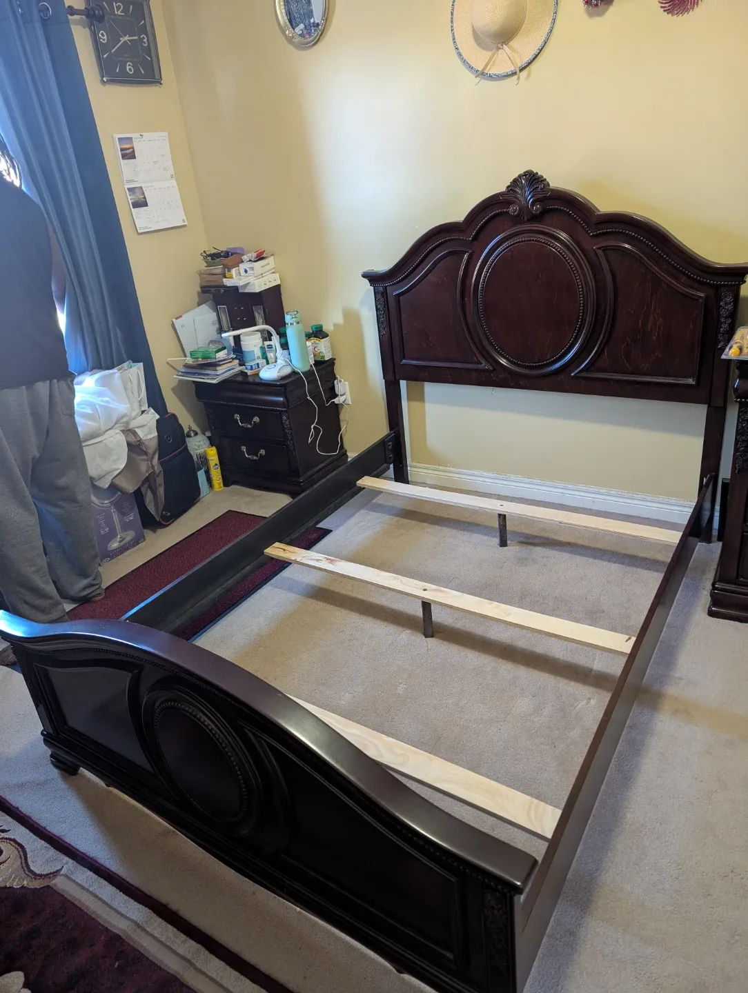 Bed frame, mattress and box spring for sale image indicator(7)