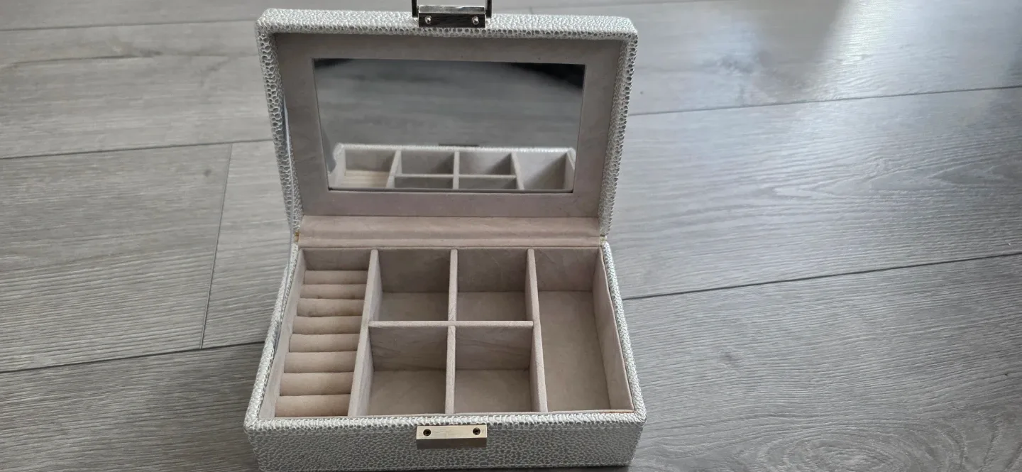 Jewelry Box thumbnail