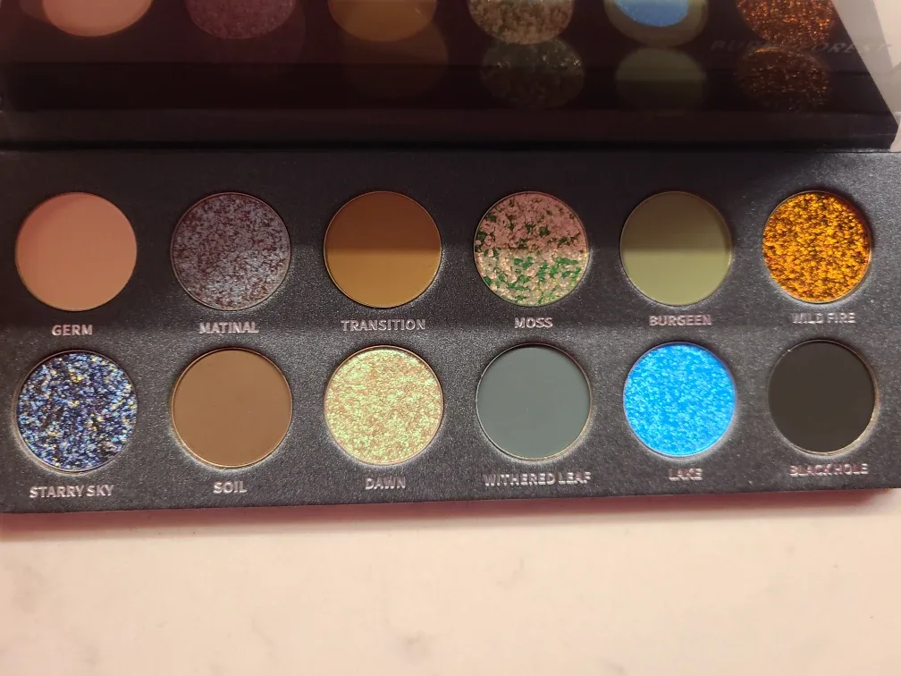 Kryptein Cosmetics Burnt Forest Eyeshadow Palette image indicator(6)