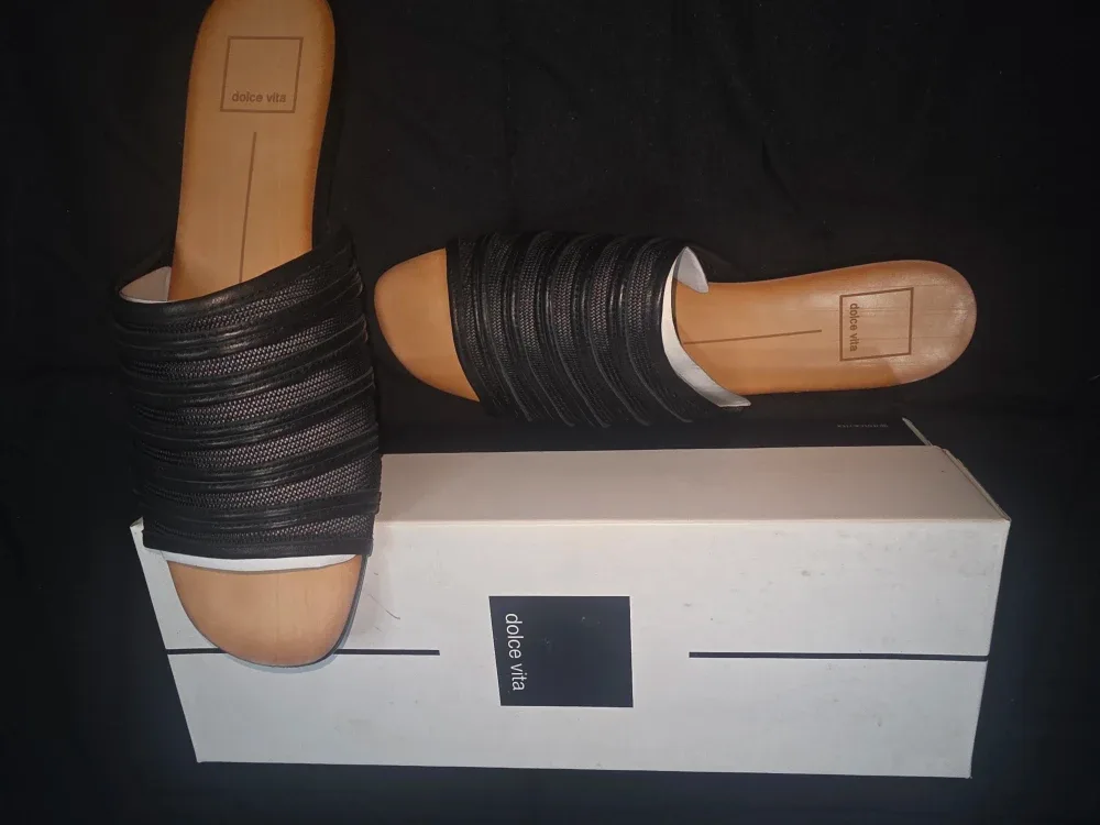 Dolce Vita Katlee Black Mesh Slides - Size 8.5