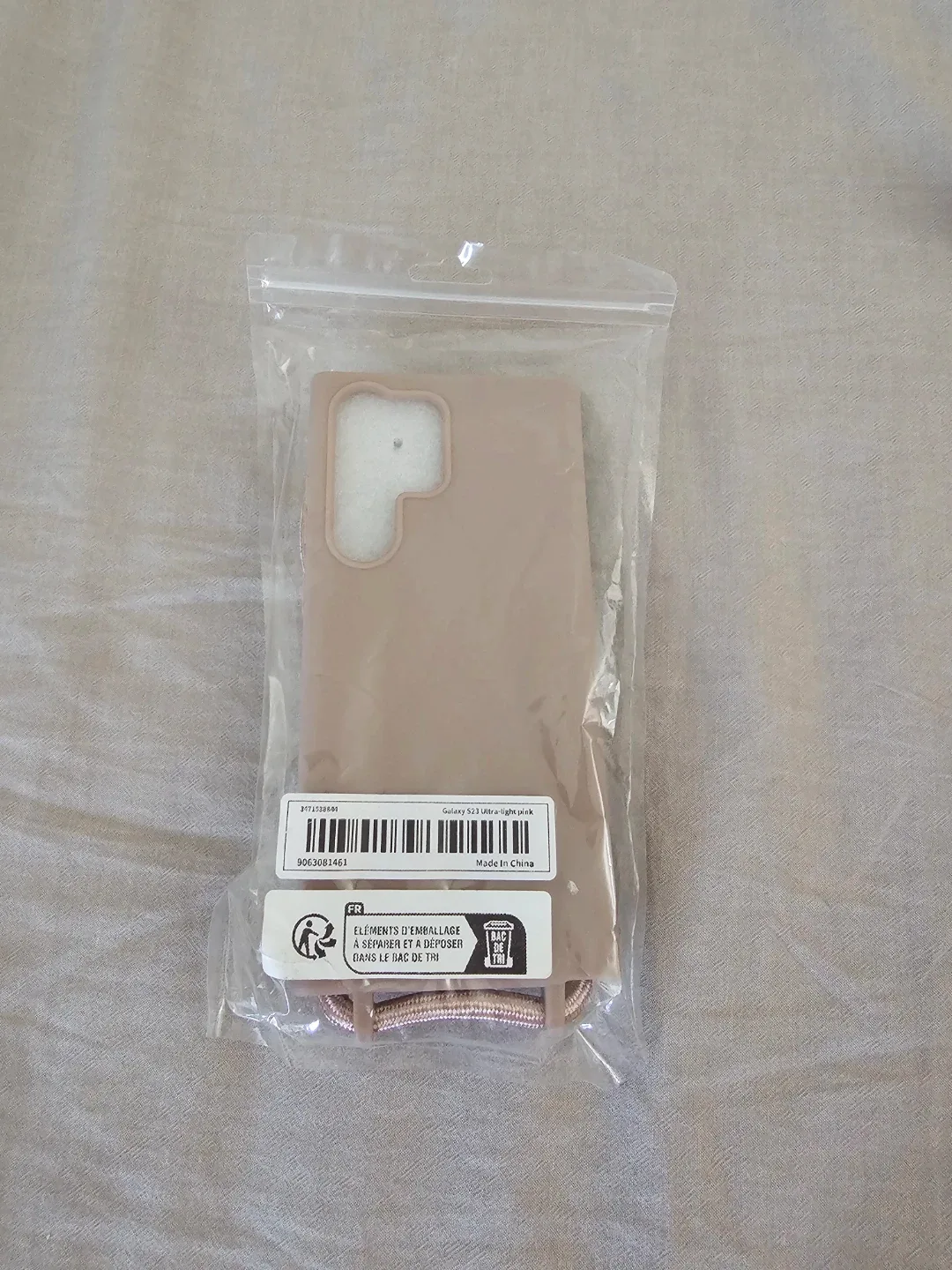 Samsung S23 Ultra Black Phone Case with Strap image indicator(4)