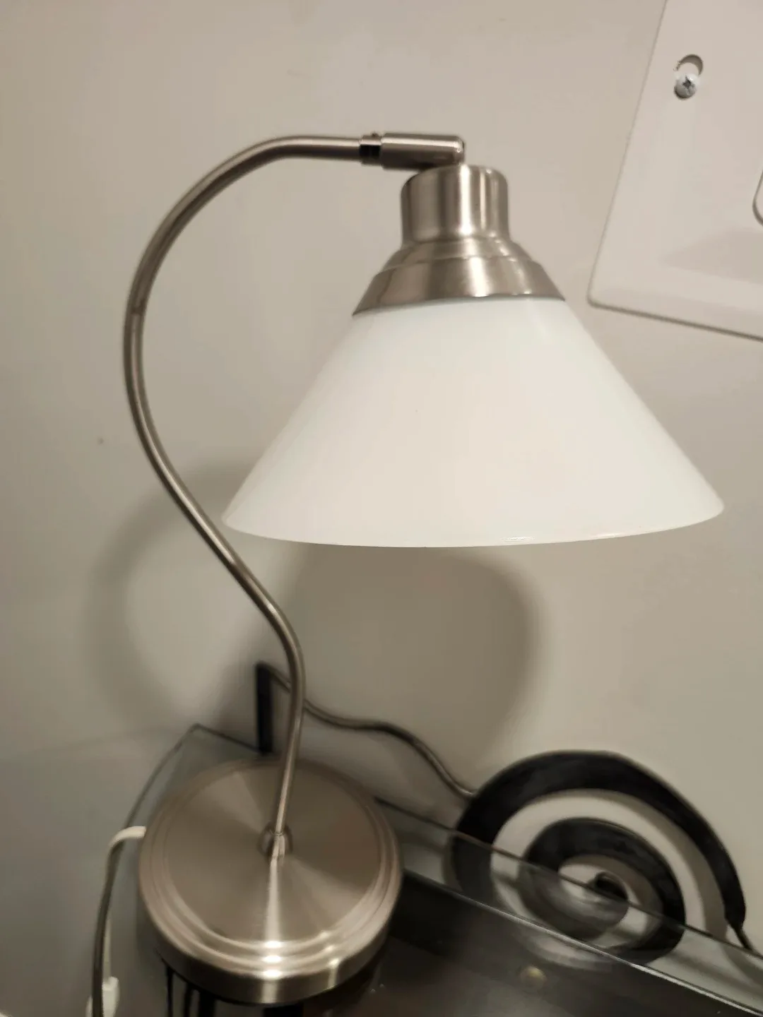 🥕Desk Lamp with White Shade thumbnail