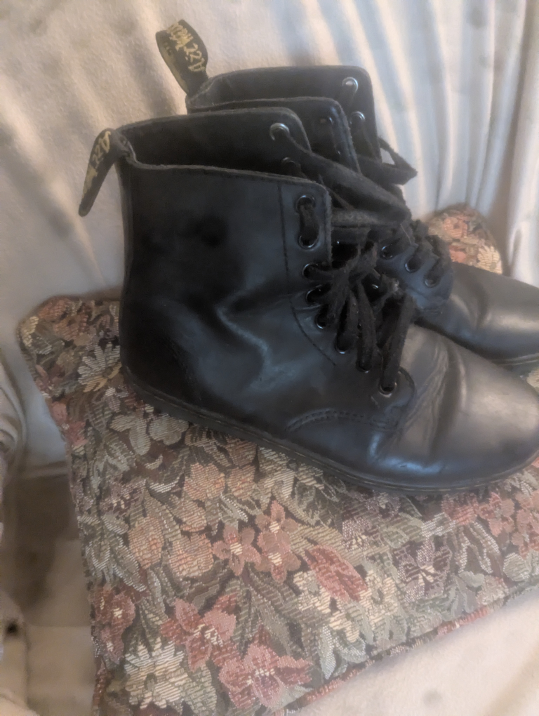 Dr. Martens Black Boots - US Size 8 - photo 3