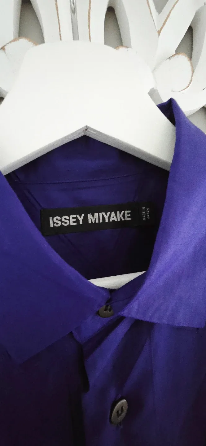 Issey Miyake Purple Button-Down Shirt - Size 2 image indicator(2)