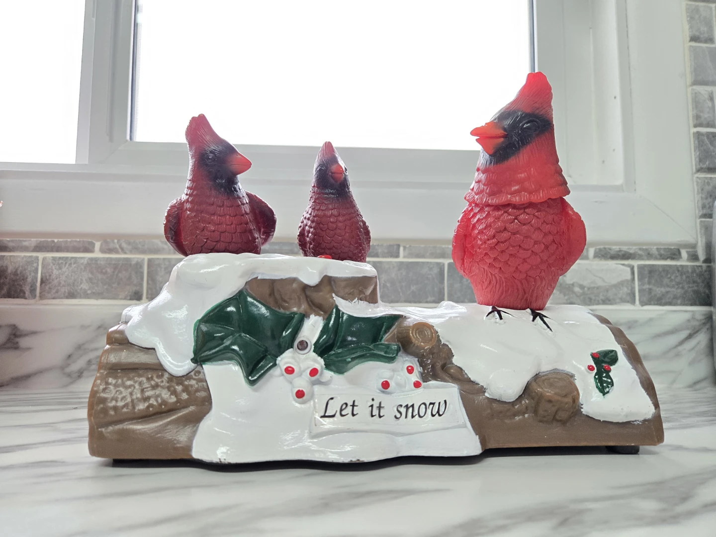 Gemmy Cardinal Birds on Log Decoration Animated