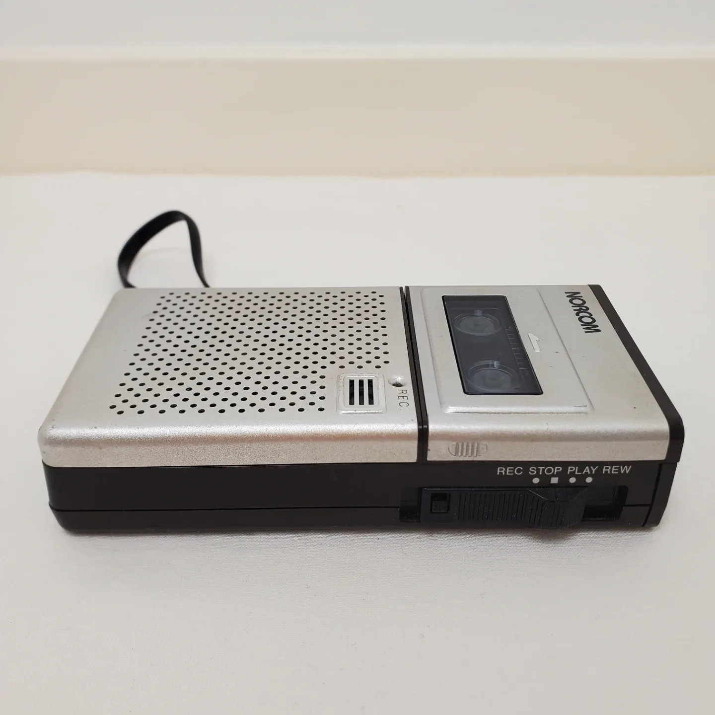 Vintage Norcom Cassette Recorder 🥕 image indicator(6)