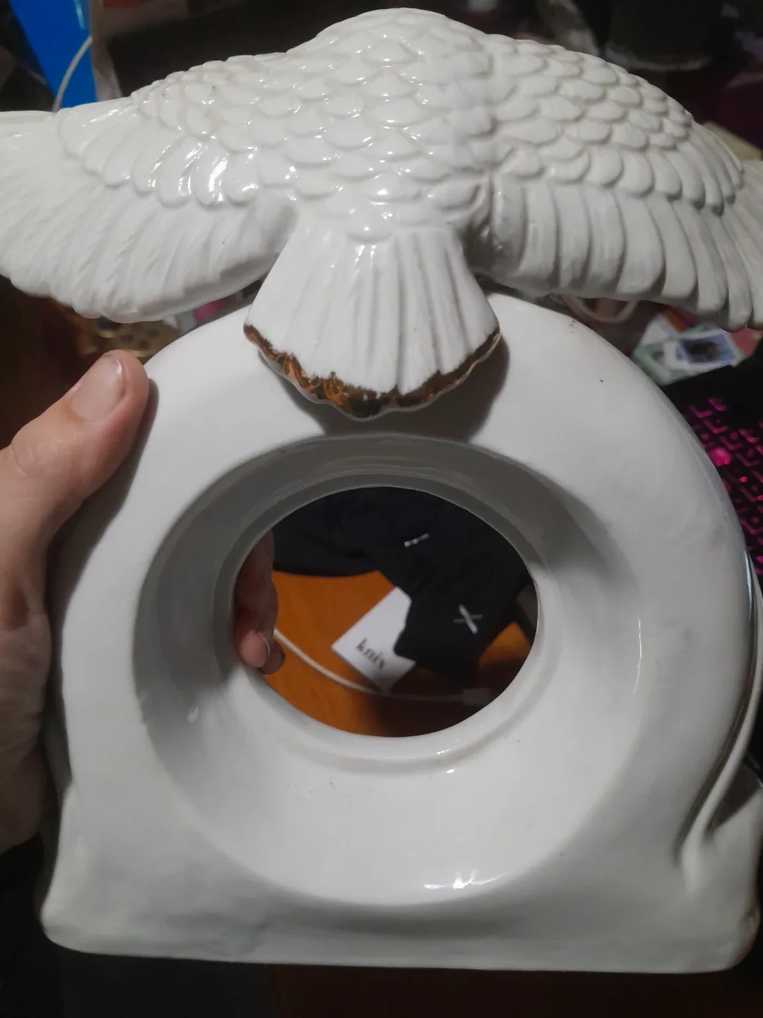 Montreal Porcelain Eagle Statue image indicator(2)