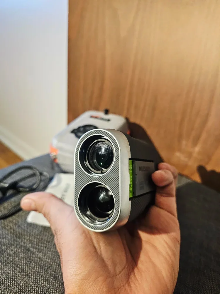 Mileseey Golf Laser Rangefinder with Case image indicator(5)