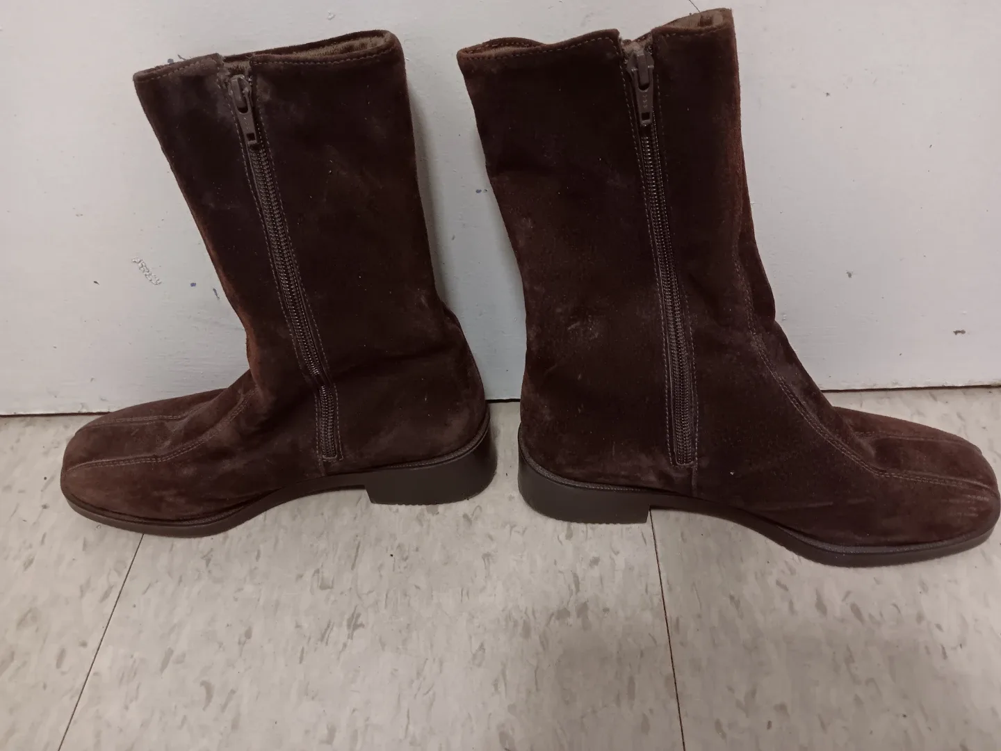 Hush Puppy Brown Suede Boots with Zipper image indicator(3)