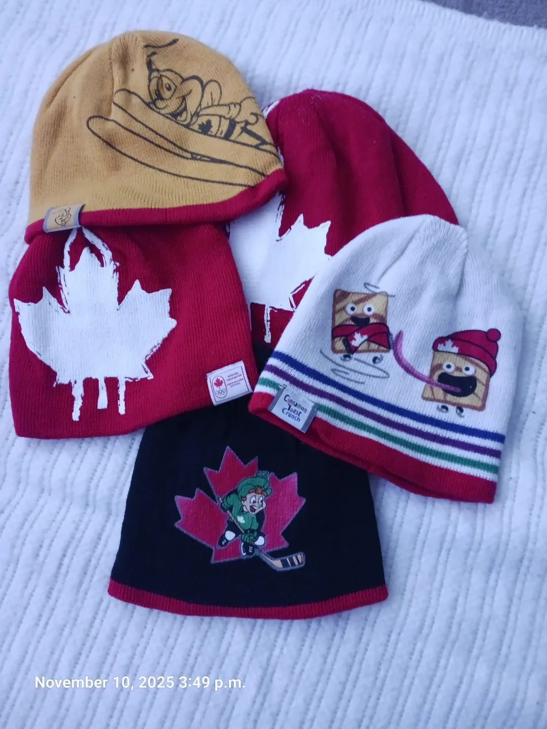 Assorted Toques: Canada, Cinnamon Toast Crunch thumbnail