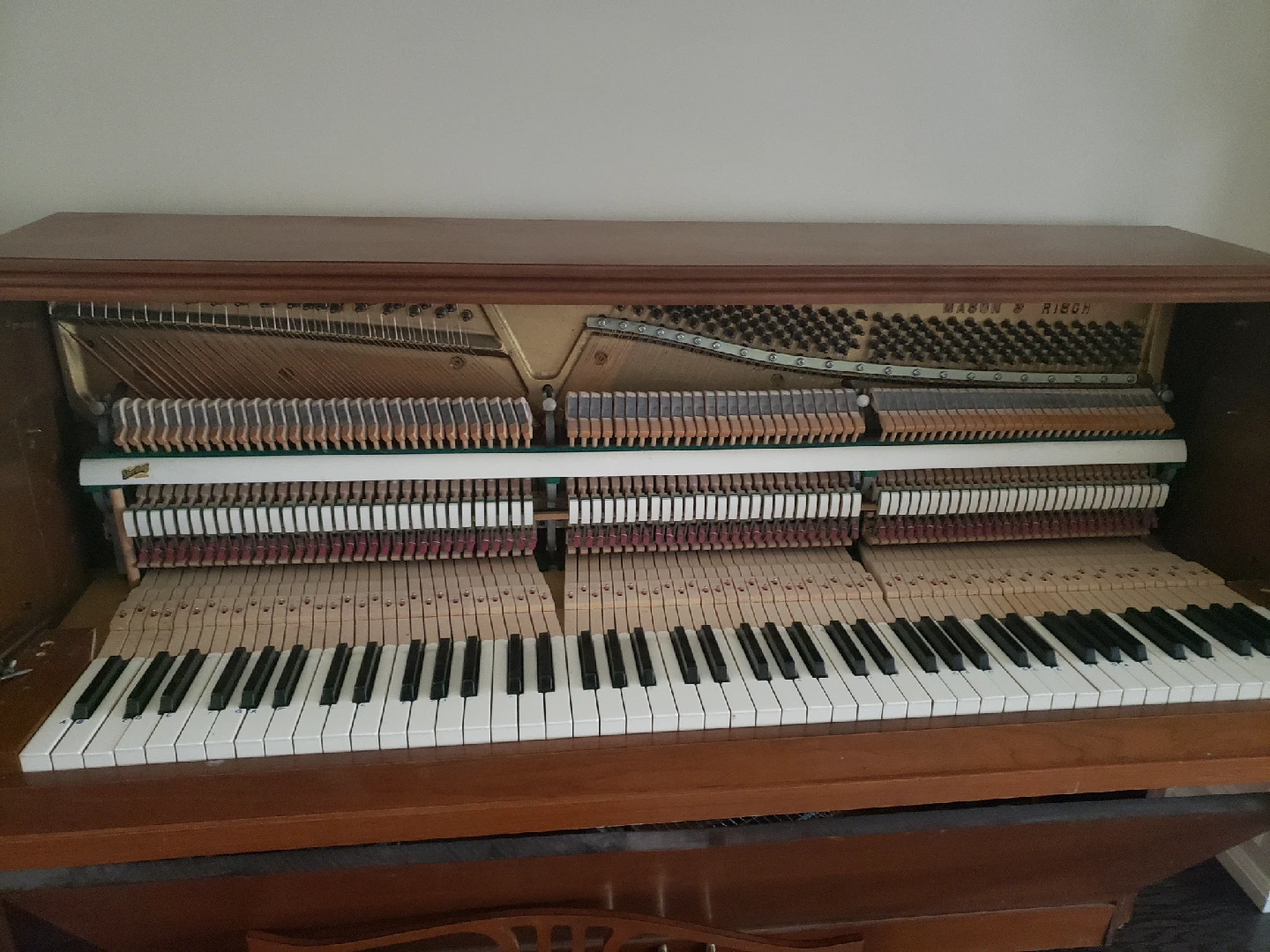 Mason & Risch Upright Piano - photo 3