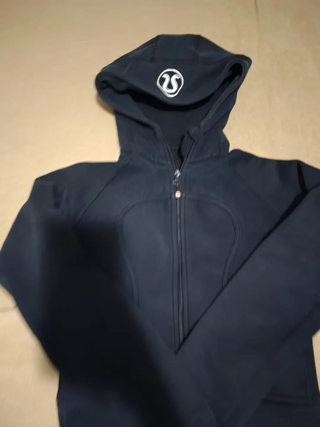 Lululemon Scuba Hoodie - Black image indicator(2)