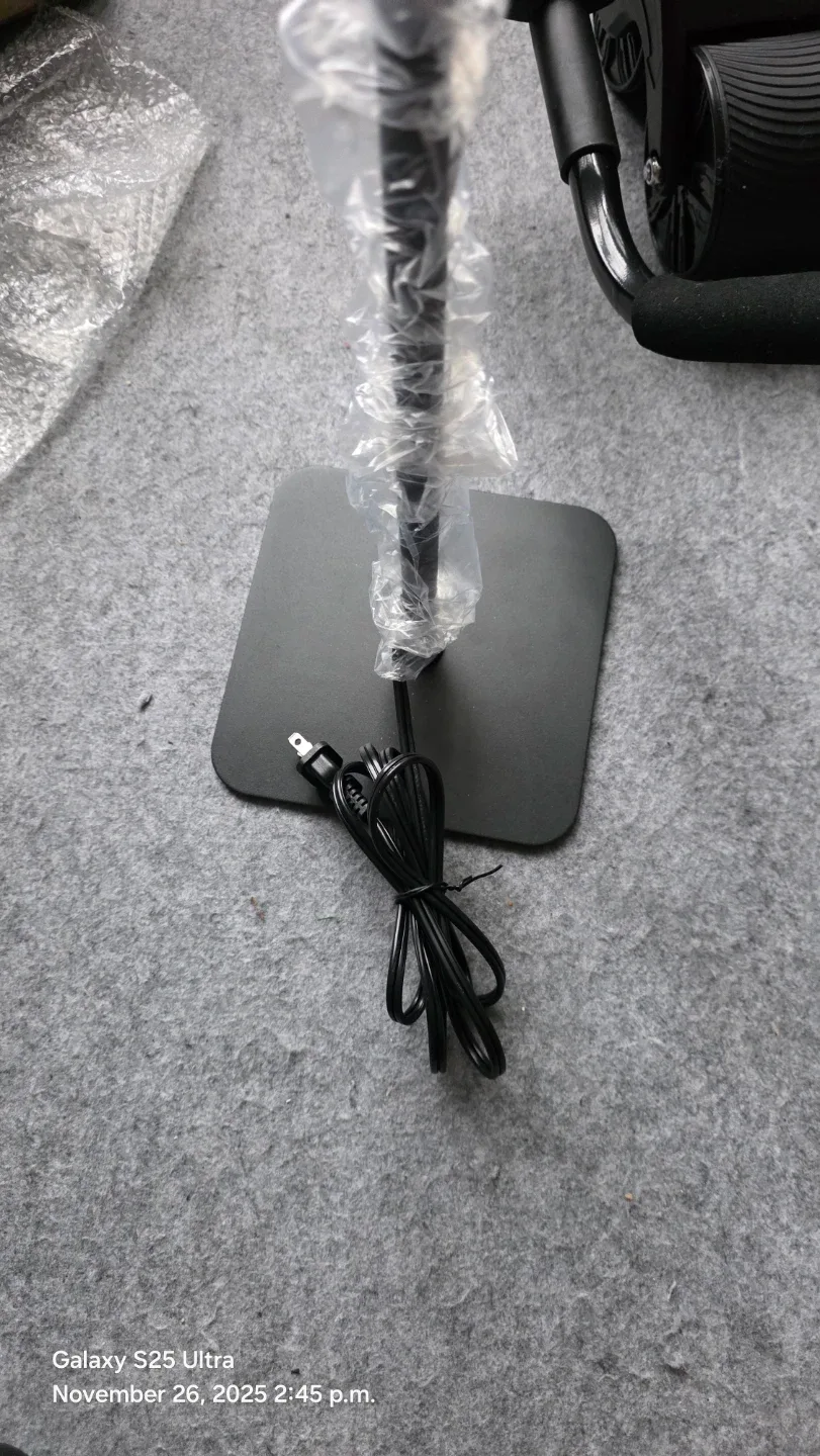 Floor Lamp with Cylinder Shade - Black image indicator(4)