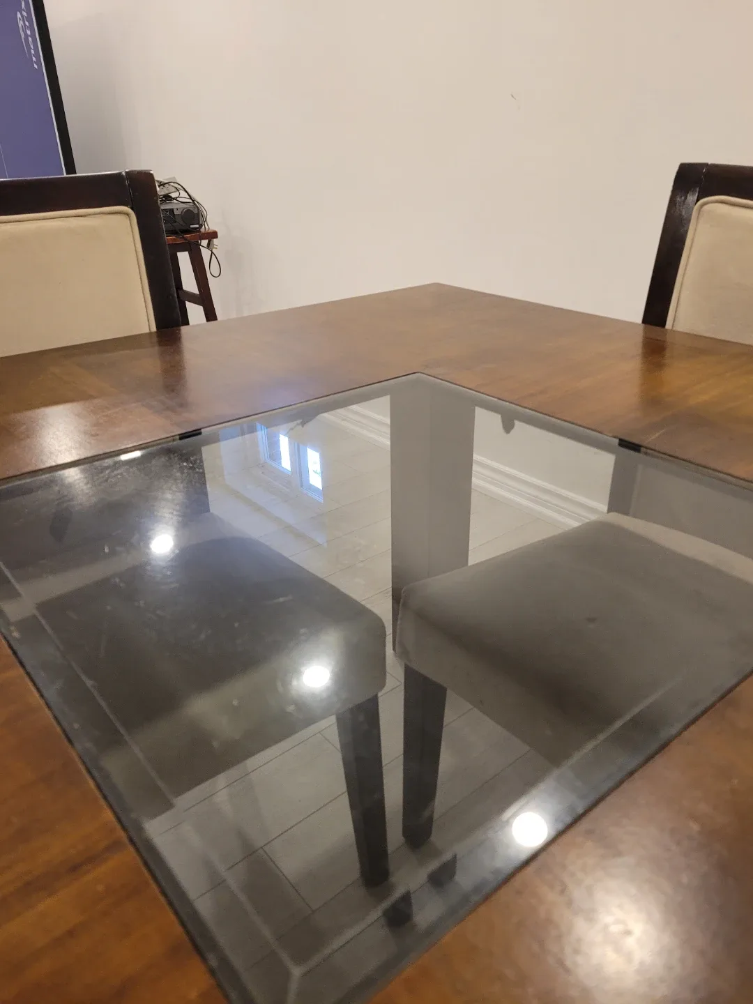 Wooden Dining Table with Glass Center image indicator(4)
