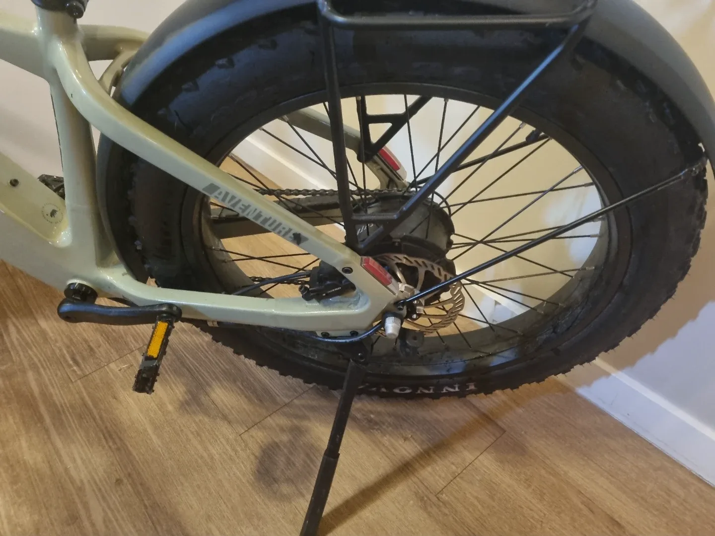 Aventon Aventure Ebike - Excellent Condition image indicator(3)