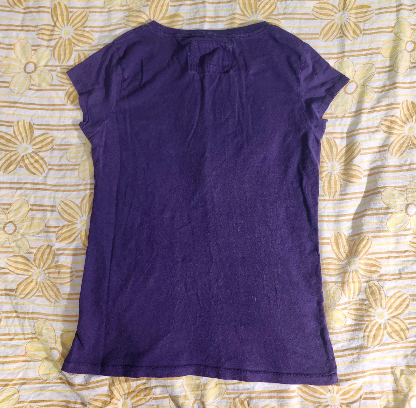 2000s Purple Aeropostale tee shirt image indicator(2)