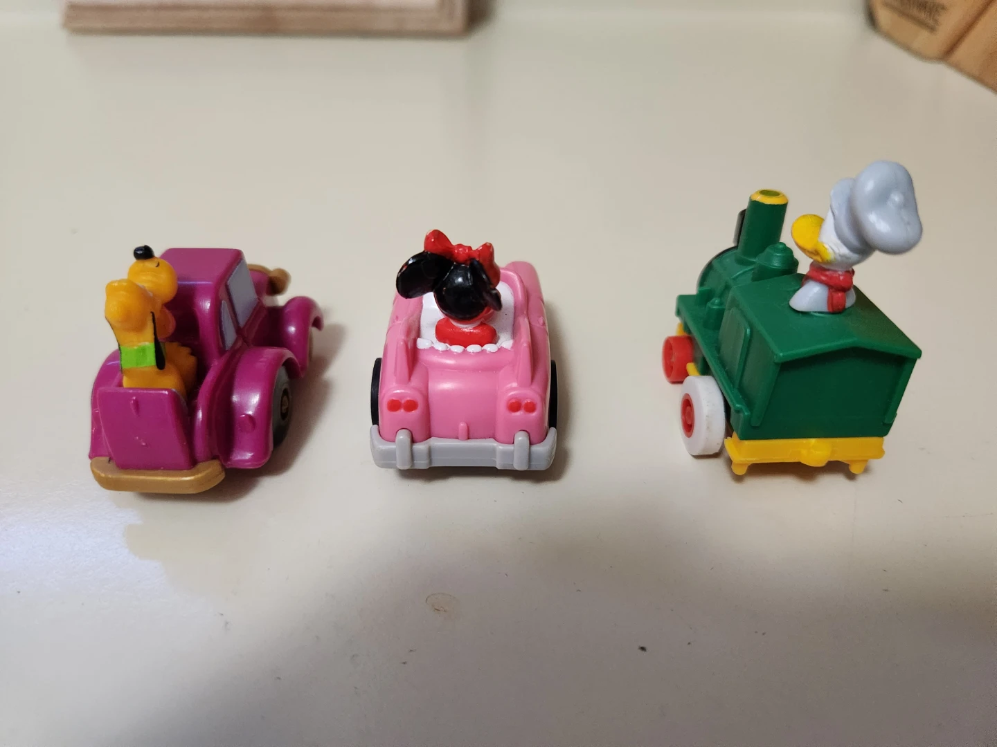 Disney Character Cars - Pluto, Minnie, Donald - photo 2