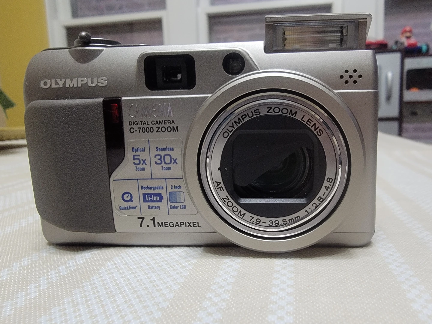 Olympus C-7000 Zoom - photo 4