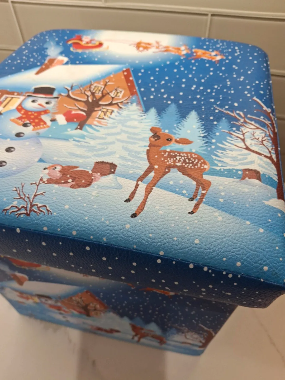 Christmas Storage Ottoman image indicator(2)