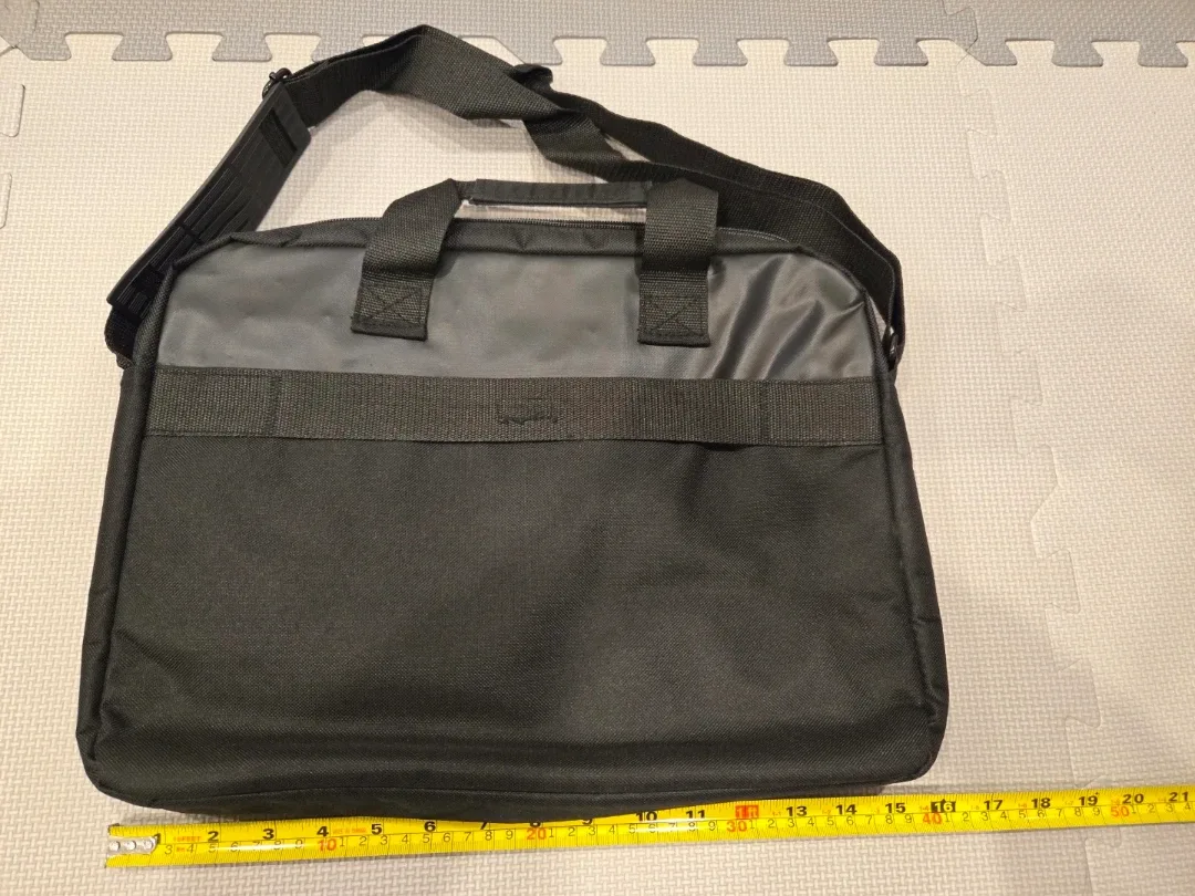Lenovo Laptop Bag - Brand New image indicator(2)