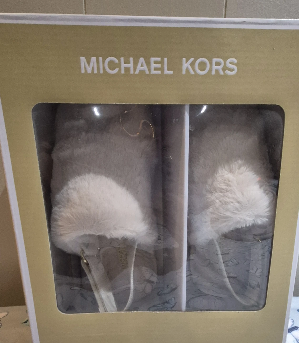 Michael Kors Faux Fur Slippers - Size 7