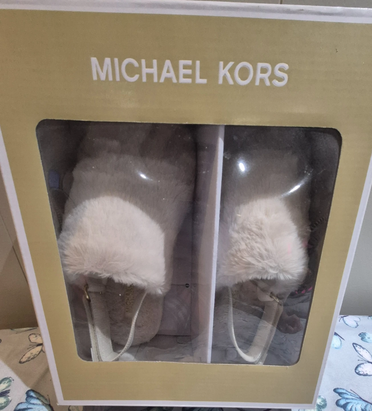 Michael Kors Faux Fur Slippers - Size 7 - photo 2
