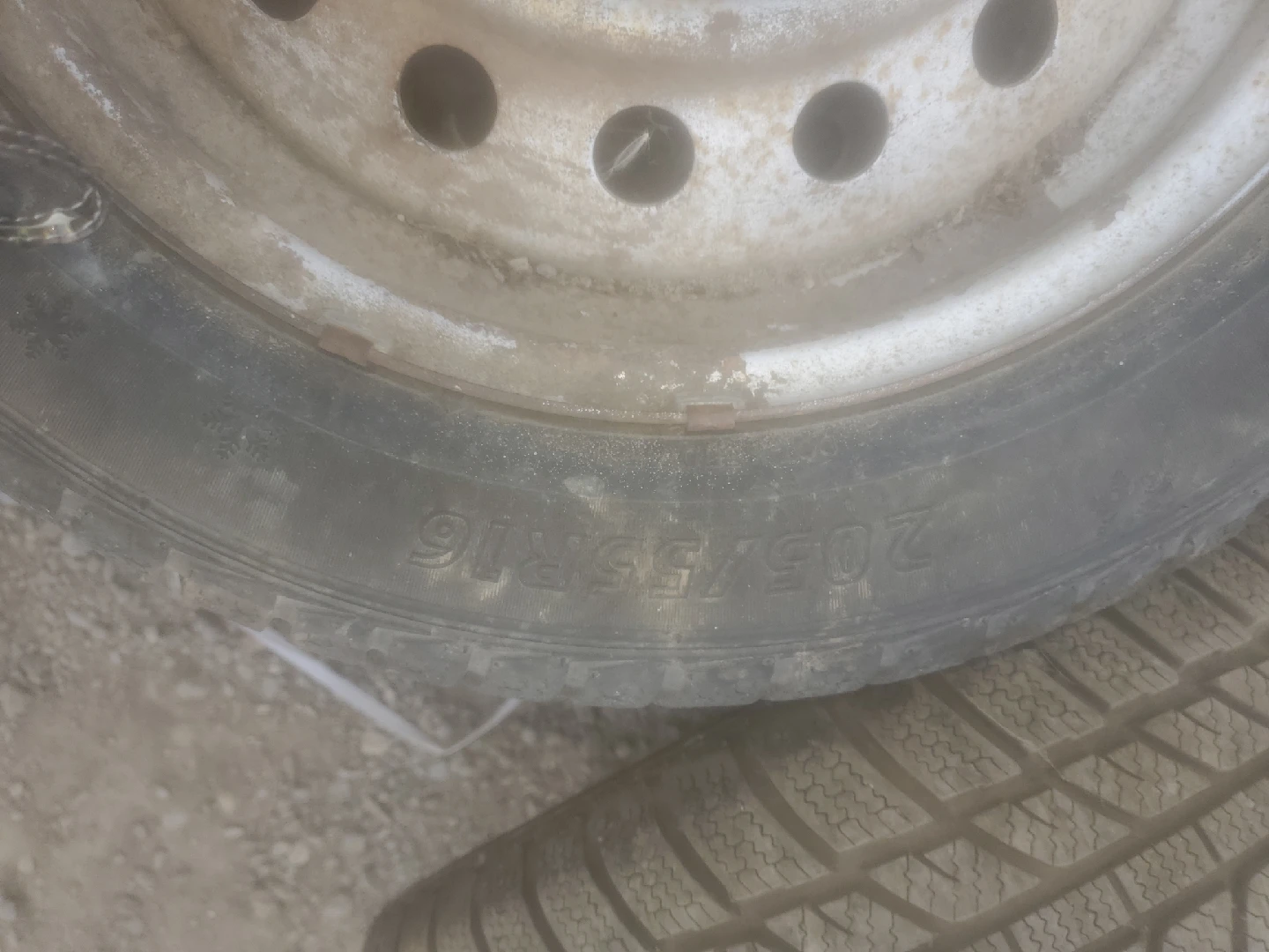 Dynamo DW 701 Winter Tires - photo 2