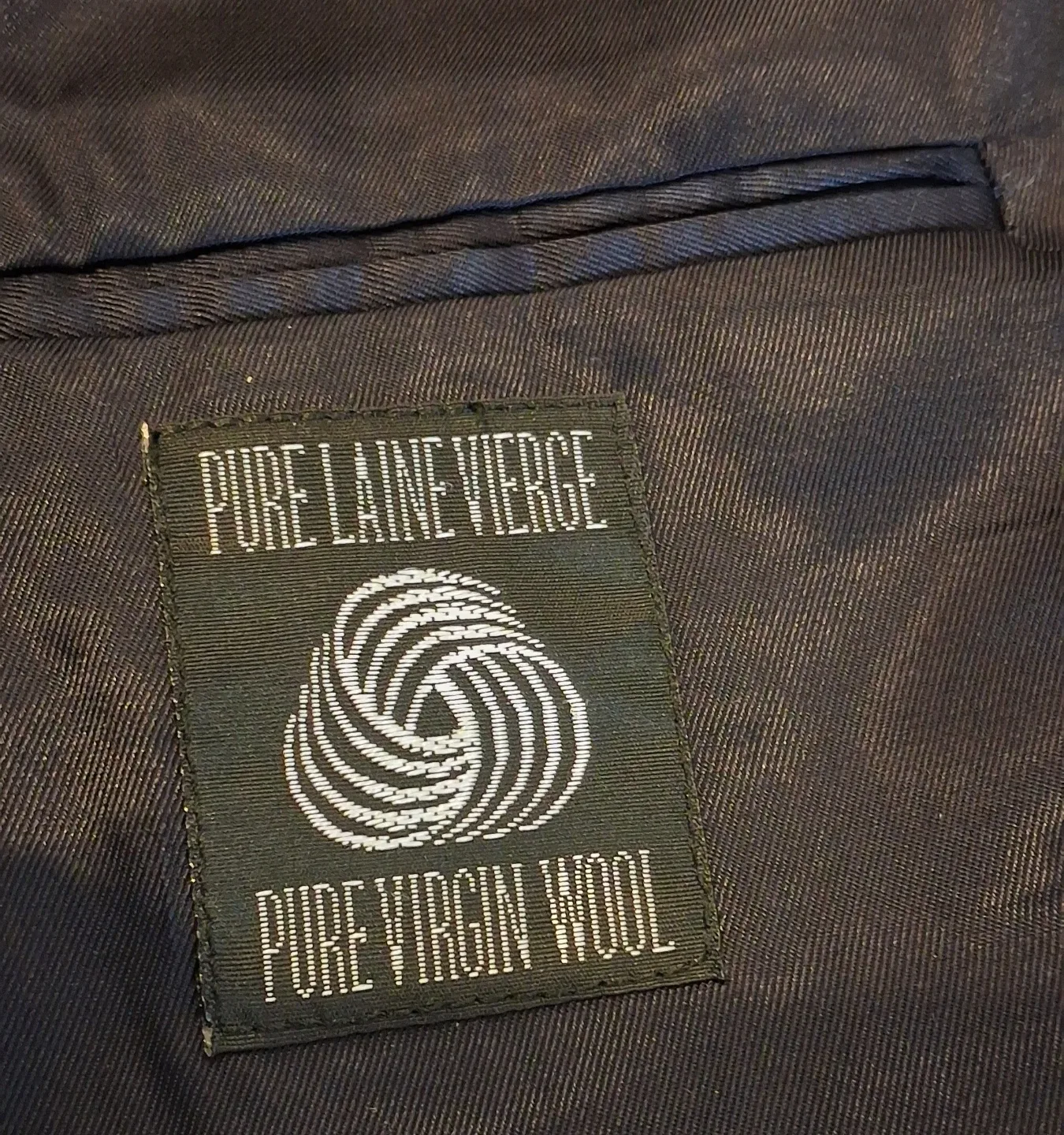 Oakton Pure Virgin Wool Navy Blazer image indicator(3)