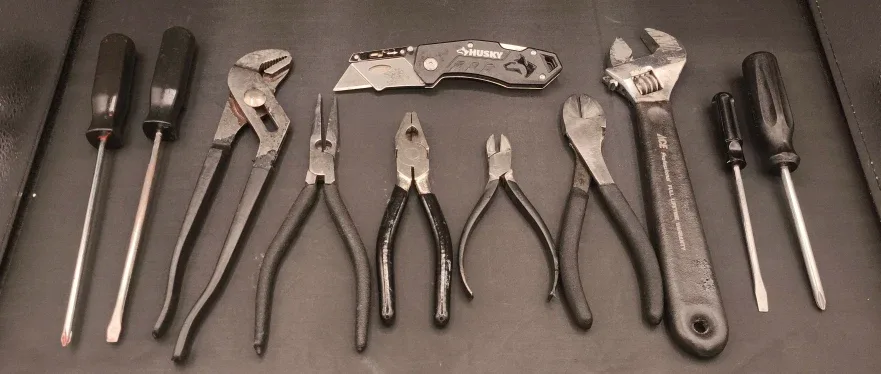 11-Piece Mixed Tool Kit – Home • Auto • DIY