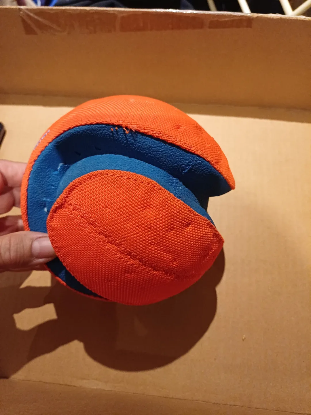 FREE Chuckit! Kick Fetch Dog Toy image indicator(2)