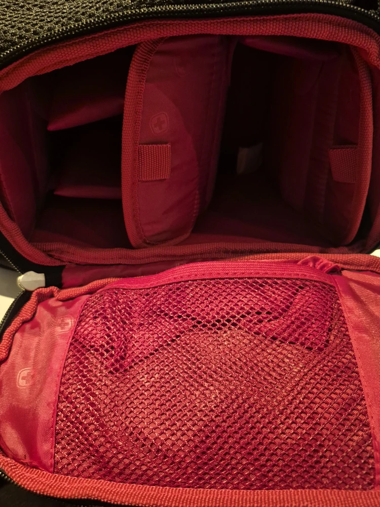 Swiss Gear Camera Bag - Black & Red - photo 3