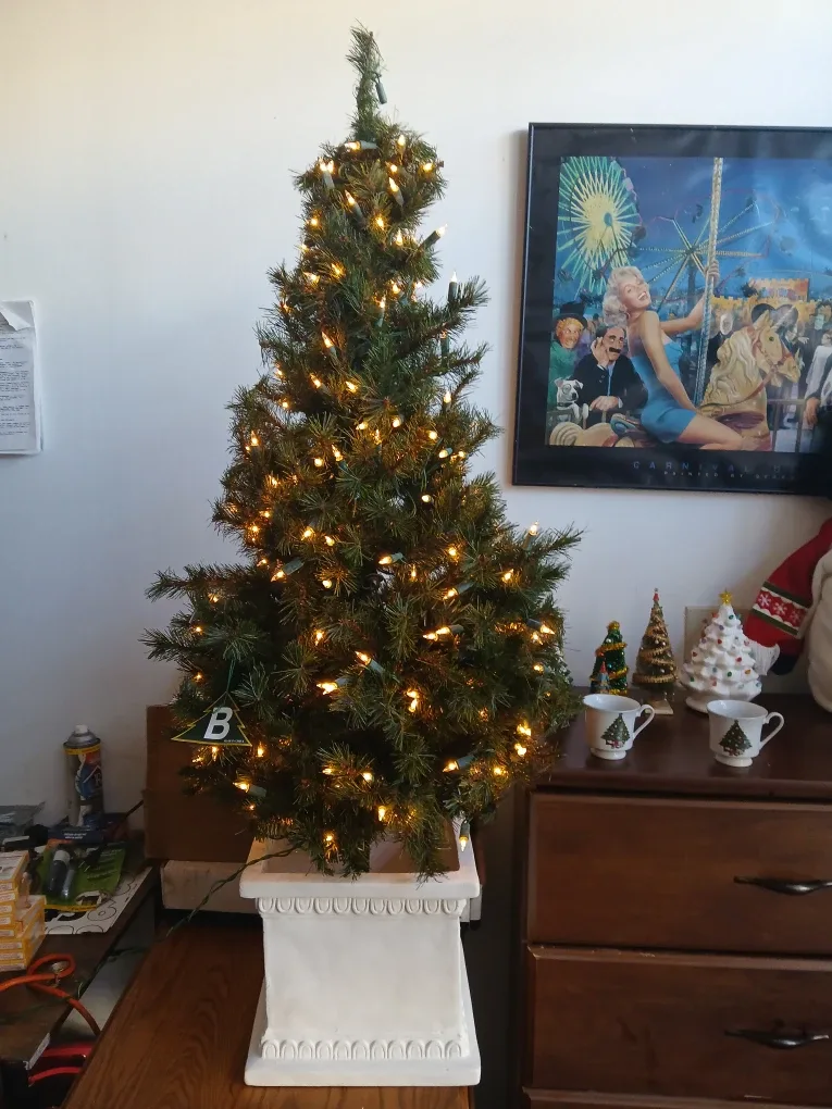 BLACK FRIDAY SALE EVRITHING  MUST GO