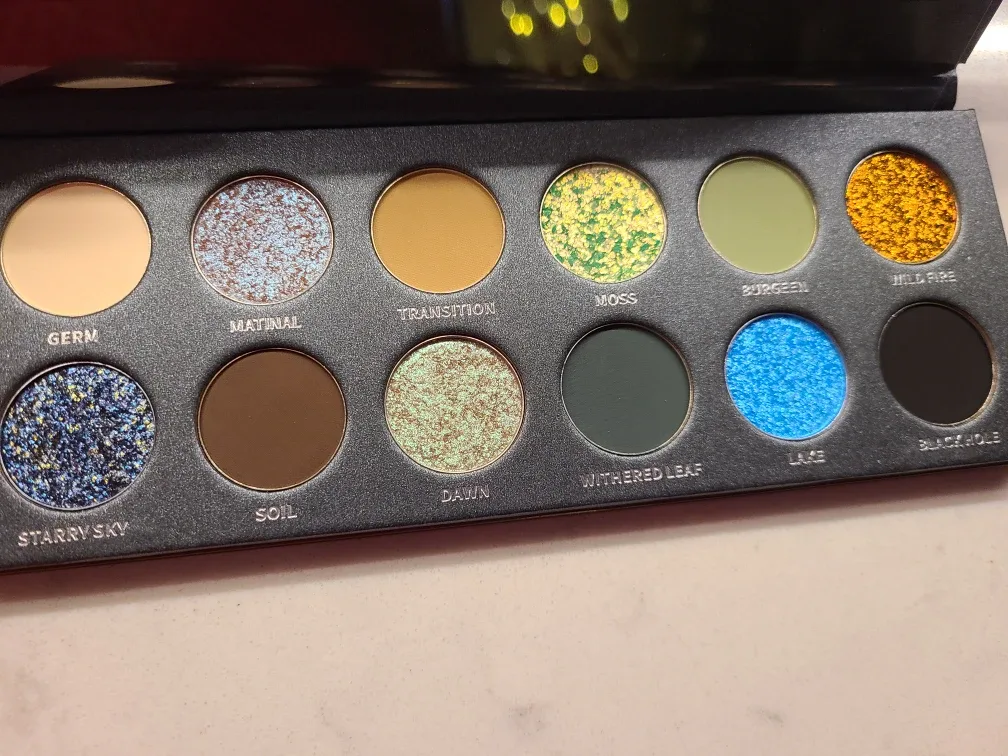 Kryptein Cosmetics Burnt Forest Eyeshadow Palette