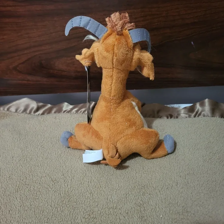 Ferdinand the Bull Una Plush image indicator(2)