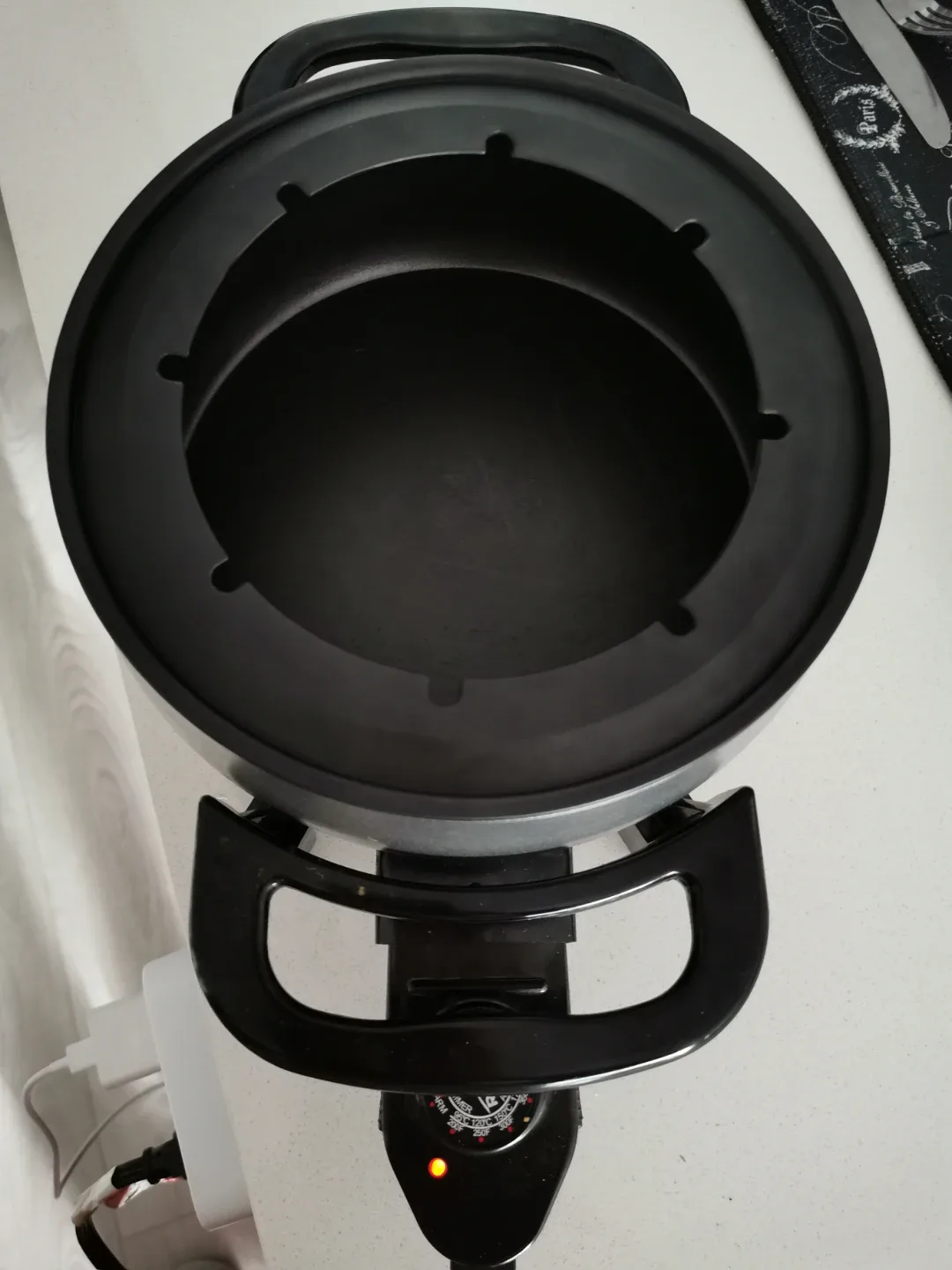 Rival Fondue Pot Set image indicator(2)