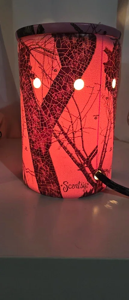 Scentsy Pink Camo Wax Warmer